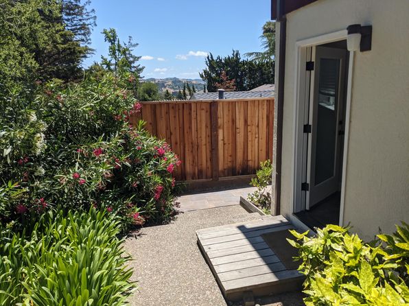 76A Ashbrook Pl, Moraga, CA 94556