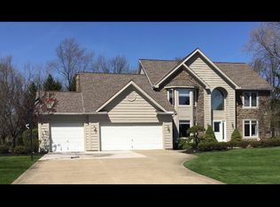 628 Charles Pl, Highland Heights, OH