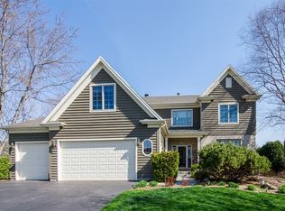 1408 Otter Trl, Cary, IL 60013