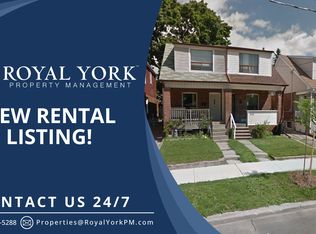 542 Glebeholme Blvd #1, Toronto, ON M4C1V4