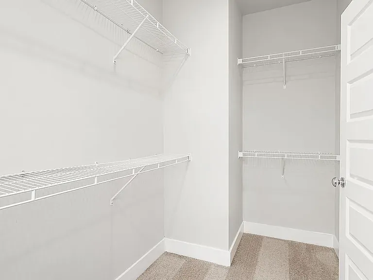 700 Cottage Park Dr — Photo 27
