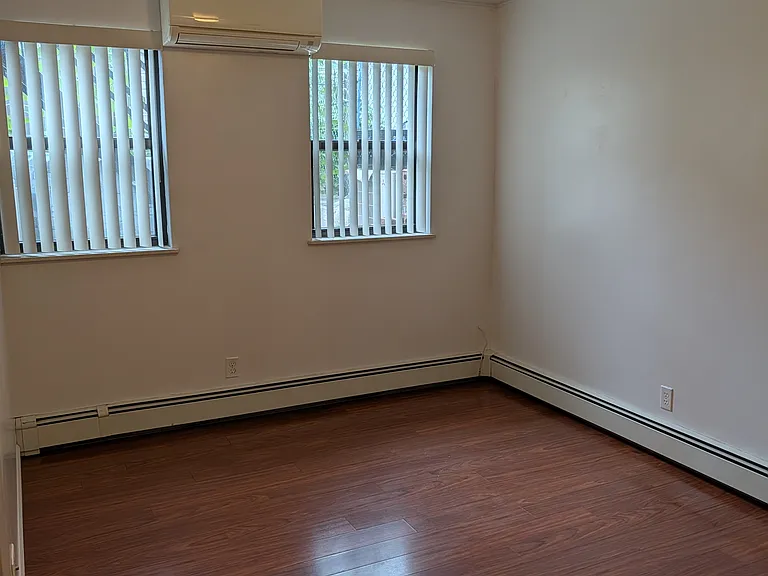 8786 19th Ave #1 — Photo 2