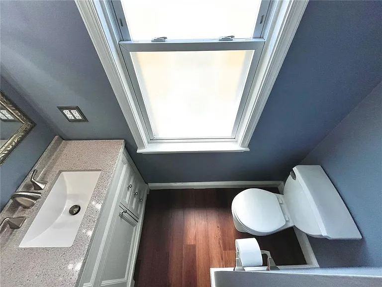 708 Pardee St — Photo 14