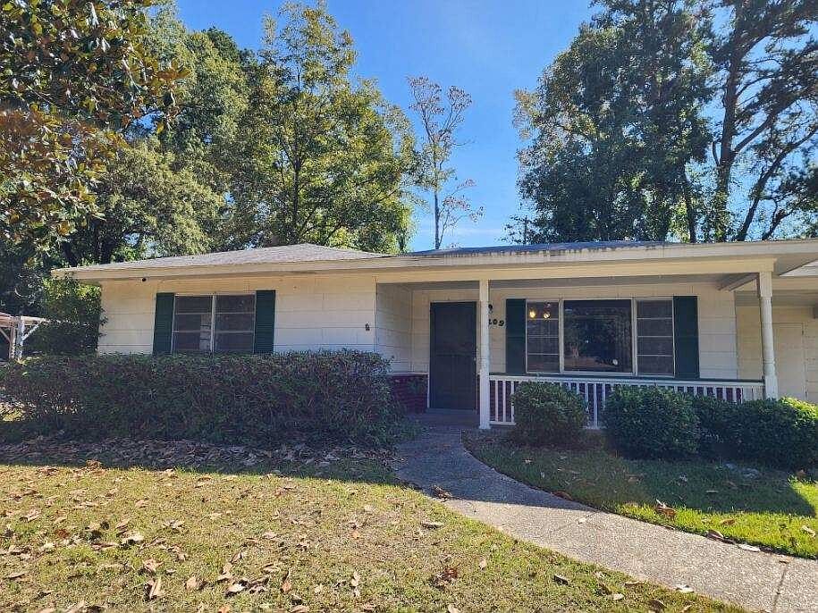 1st image of 2209 Nevada St