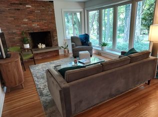 13 Hunters Run, Pittsford, NY 14534