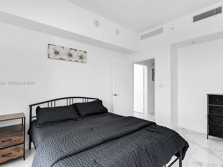 244 Biscayne Blvd #4708 — Photo 37