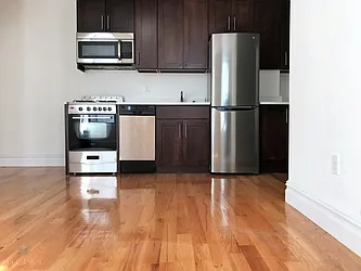 Rented by Hillel Realty Group