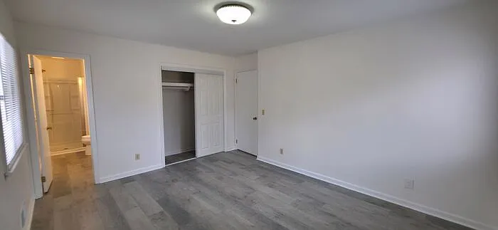 6180 Elliott Family Pkwy — Photo 15