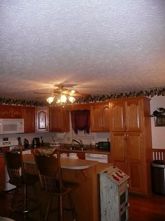 5th image of 108 Cedar Knoll Cir