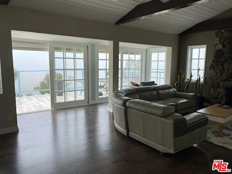 9402 Houston Rd — Photo 20