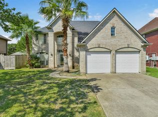 11003 Pinewood Ct, La Porte, TX 77571