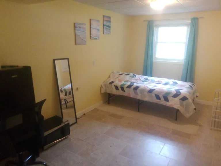 Lower floor bedroom #2