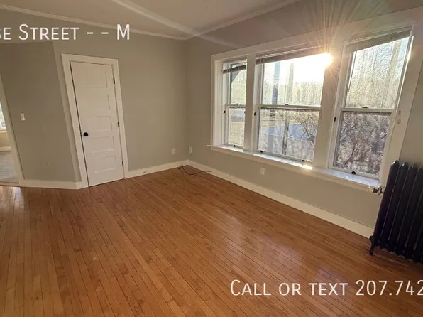 3 Rose St #M, Dover, NH 03820