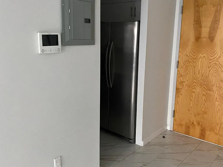 5 Grace Ave #3G — Photo 17