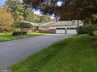 606 W Main St, Boalsburg, PA 16827