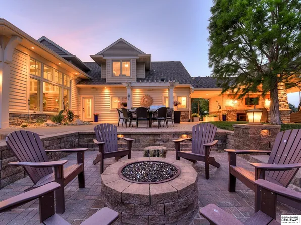 8226 N 279th St, Valley, NE 68064