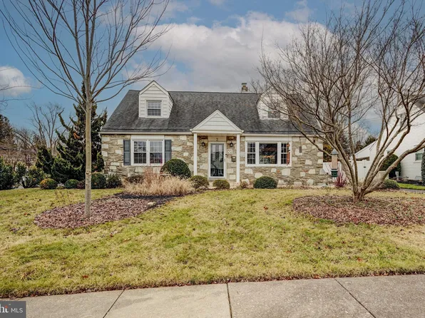 2 Northview Dr, Glenside, PA 19038