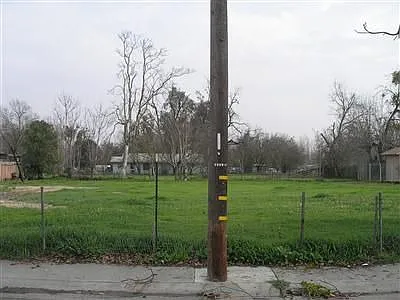 2632 American Ave photo 1