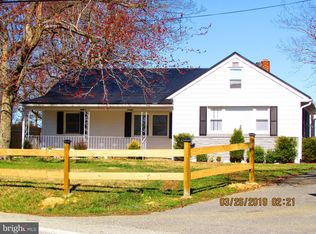 312 Oak Ave, La Plata, MD 20646