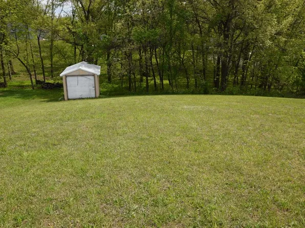 30013 Sunflower Dr, Unionville, MO 63565