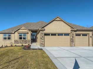 1129 SW Conch Way, Blue Springs, MO 64064