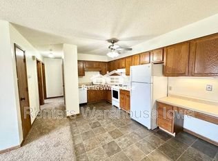 1115 W 1st St APT 205, Ankeny, IA 50023