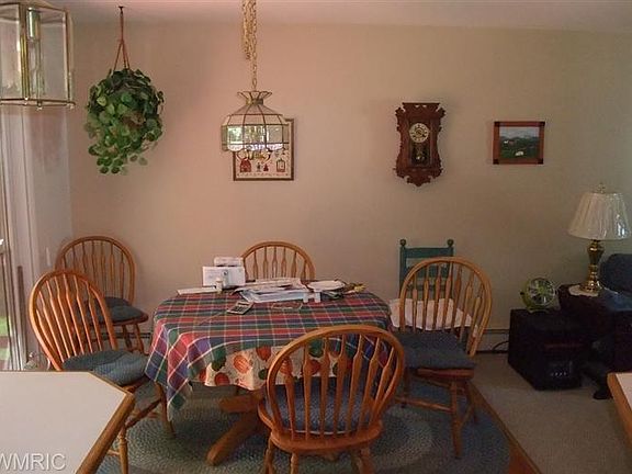 5th image of 1355 Brookwood Dr