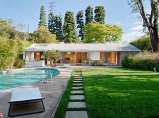 11020 Wrightwood Pl, Studio City, CA 91604
