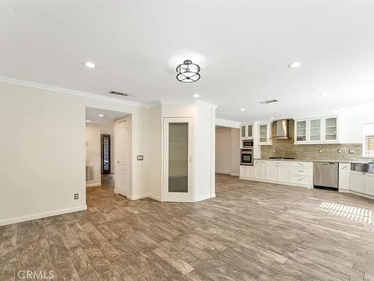 23889 Cruise Circle Dr — Photo 36