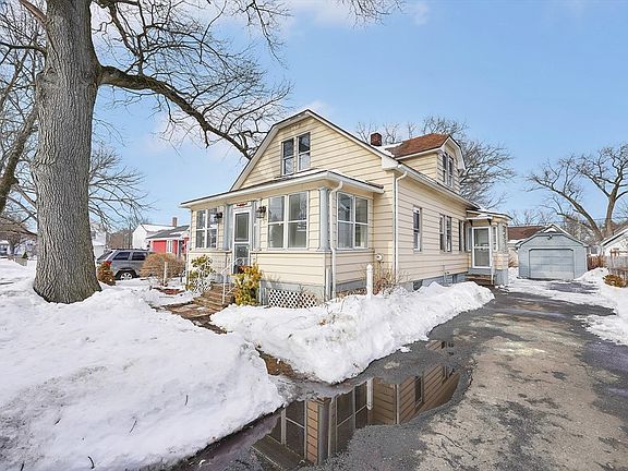 2nd image of 27 Parallel St