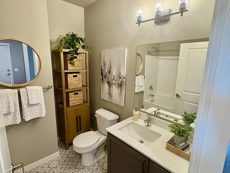 Introducing Dry Canyon Redmond's newest Luxury Apartments — Photo 51