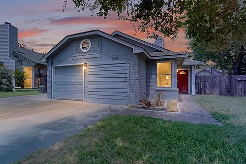 2502 Charla Cir Photo 1
