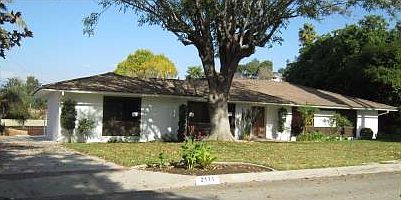 3rd image of 2111 E Cameo Vista Dr