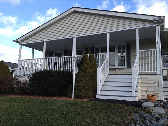 3rd image of 14 Elderberry Dr