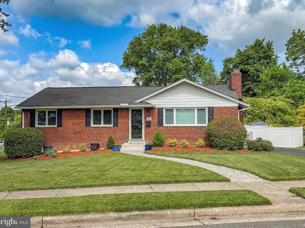500 N Naylor St, Alexandria, VA 22304