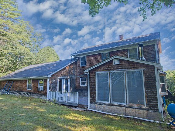 5th image of 428 Gore Road