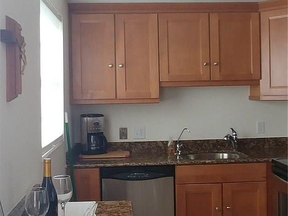 5th image of 1019 Ellesmere B #1019