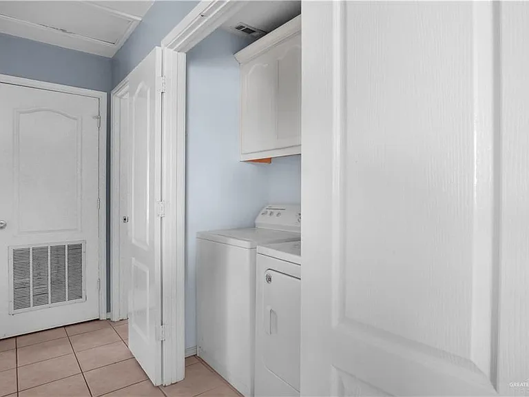 1608 W Portales Dr — Photo 14