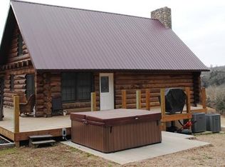 1676 Hanestown Rd, Lafayette, TN 37083