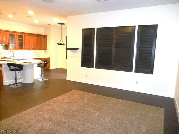 5th image of 1834 Ardilea St