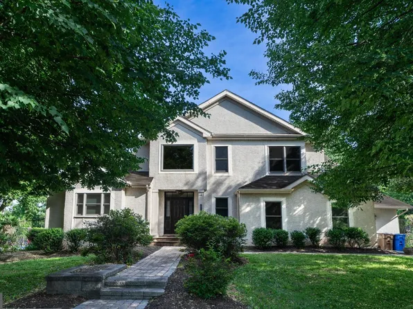 1515 Pownal Dr, Yardley, PA 19067