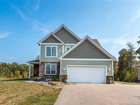 2nd image of 1715 Wildwood Dr