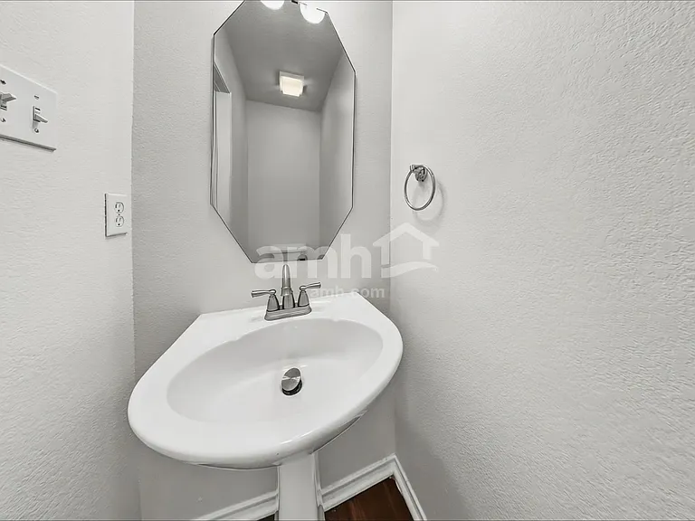 8551 Western Meadows Dr — Photo 8