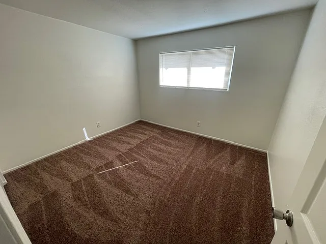 1161 W D St #B — Photo 9