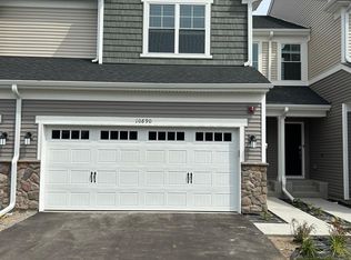 10890 Dunkirk Cir, Osseo, MN 55369