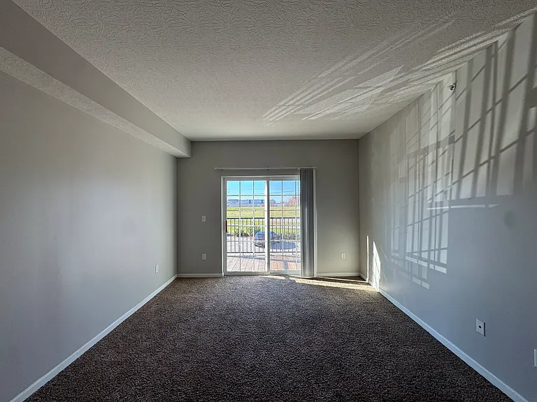 Jefferson Pointe — Photo 13