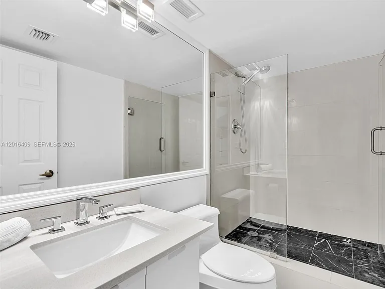 825 Brickell Bay Dr #2048 — Photo 4
