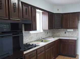 7135 66th Dr, Middle Village, NY 11379