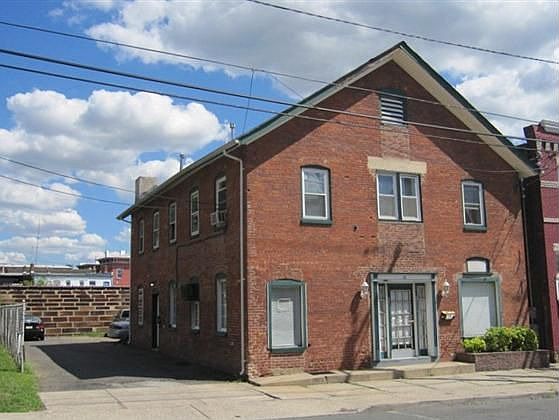1st image of 18 Mountain Ave