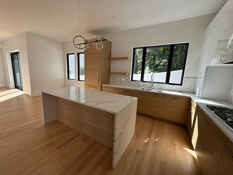 167 Winchester St #D — Photo 5